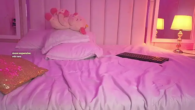 Alyana_Skinny webcam