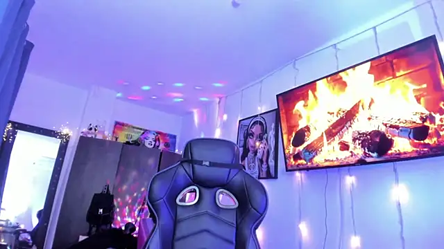 kissingdevil webcam