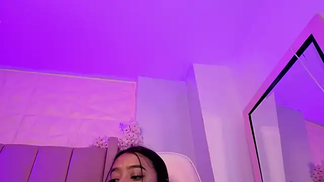MollyBigBoobs12 webcam