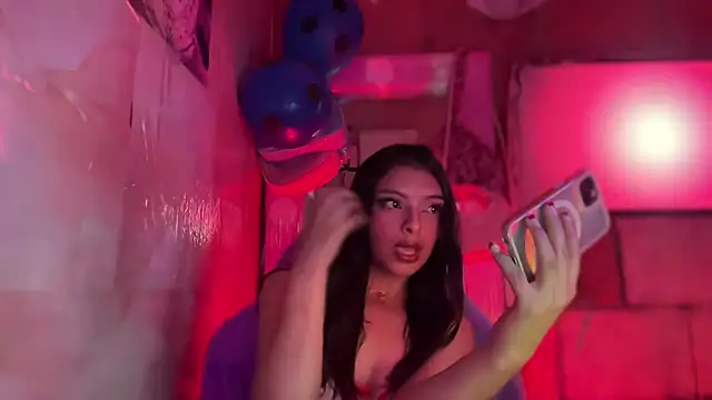 Skye_Moore webcam