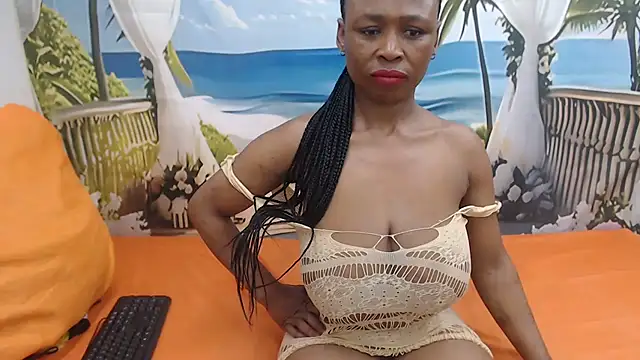 queenOfboobs webcam