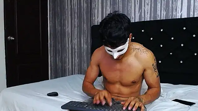 Zayn_Moretti webcam