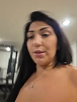 LittleMissEeve webcam