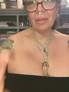 dieseldame1313 webcam