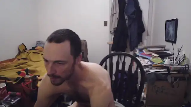 JohnnyMoves webcam