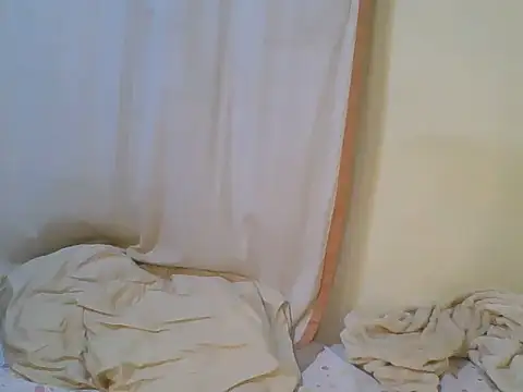 cute_lavenda webcam