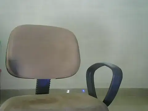 Manvi1510 webcam