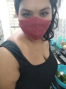 Cutee_Amrita webcam