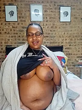 SativaHotxx101 webcam