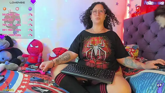 nahomy_fetish webcam