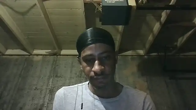 Leo99842 webcam