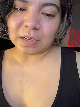 kimmiakiss22 live sex cam