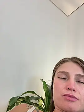 roxie_gates_ - Roxie_gates_'s free webcam - UK Sex Cams
