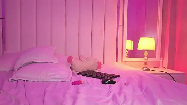 Alyana_Skinny webcam