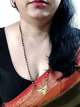 Yazhini-Cam webcam