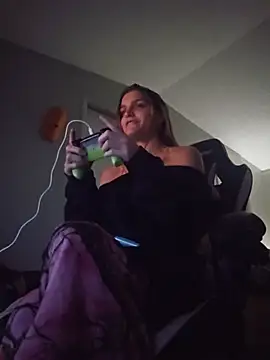 Rose_rain1999 webcam
