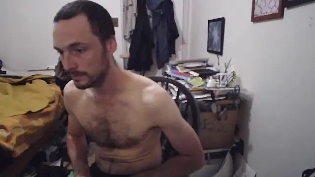 JohnnyMoves webcam