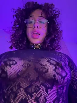 Woo_isDaphne webcam