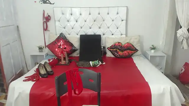 Sweetbigcatt webcam