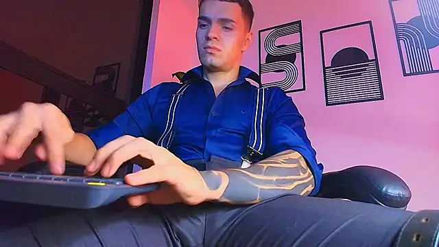 ALPHA_DOMINUS_ webcam