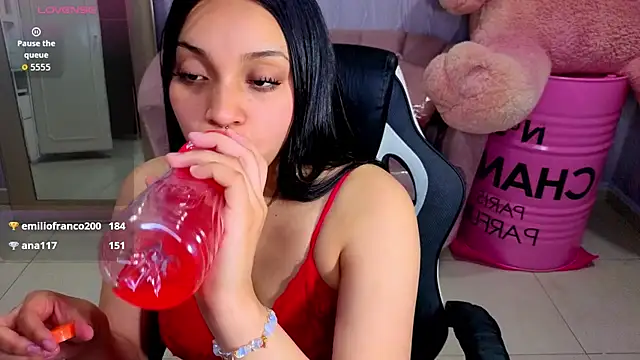 lia_harper_t webcam