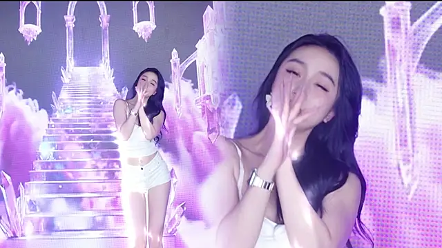 AOA--girl webcam