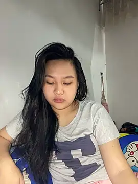 Almira6868 webcam