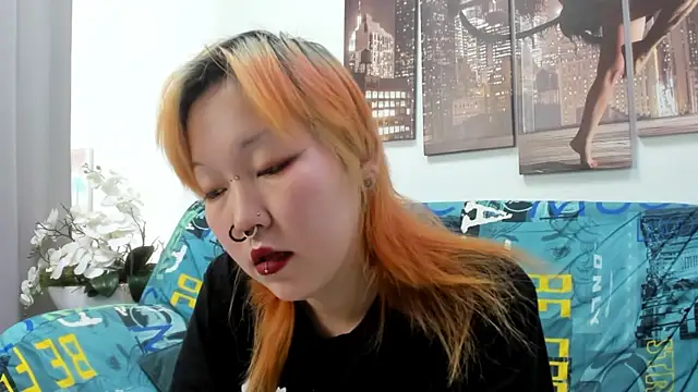 Cute__Kiko webcam