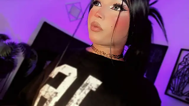 misstreslatin webcam
