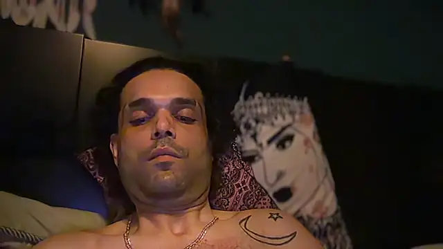 icebergslim281 live sex cam