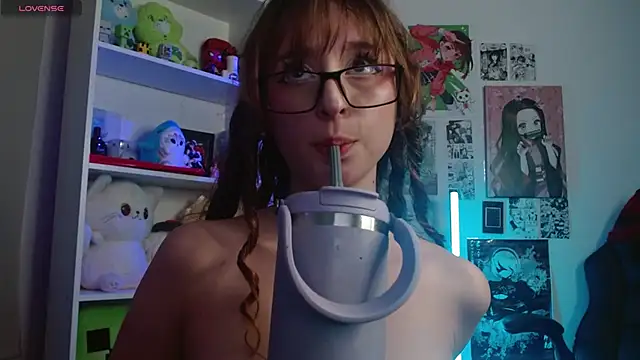 CelesteAyase webcam