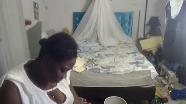 rachelexoticgirl webcam