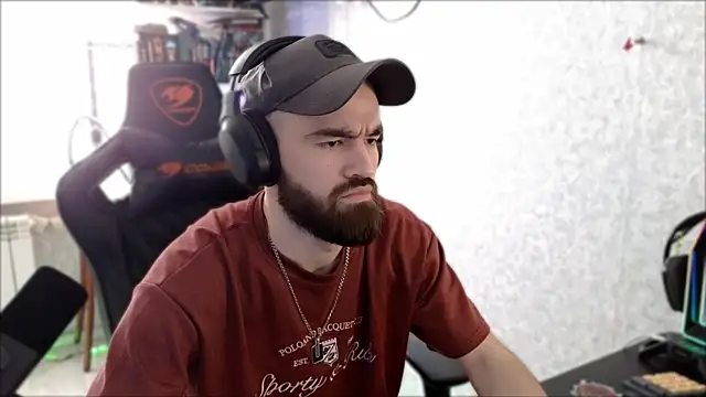 _Serious_Man webcam