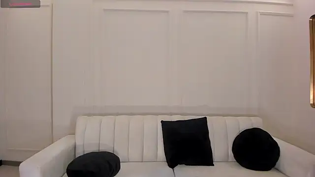 SaphiraJames webcam