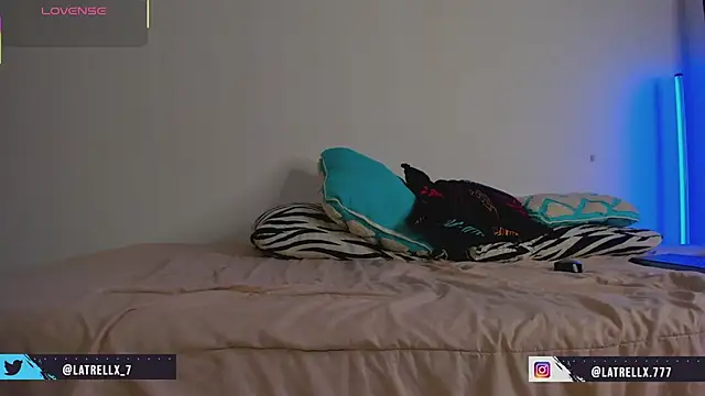 Latrellx7