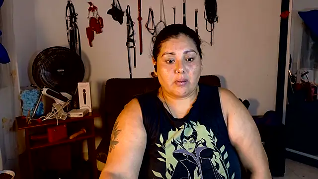 AndreaKinky webcam