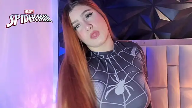 megan_whitee__ webcam