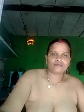Shivani09900 webcam