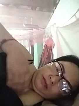 Naaya8109 webcam