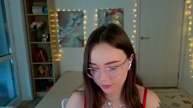 MilenaSaint webcam