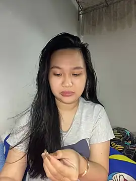 Almira6868 webcam