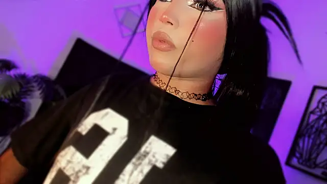misstreslatin webcam