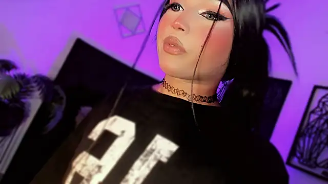 misstreslatin webcam