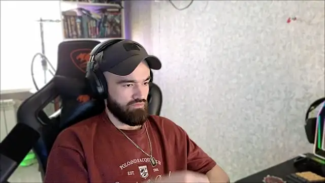 _Serious_Man webcam