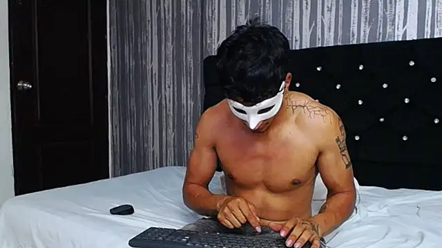 Zayn_Moretti webcam