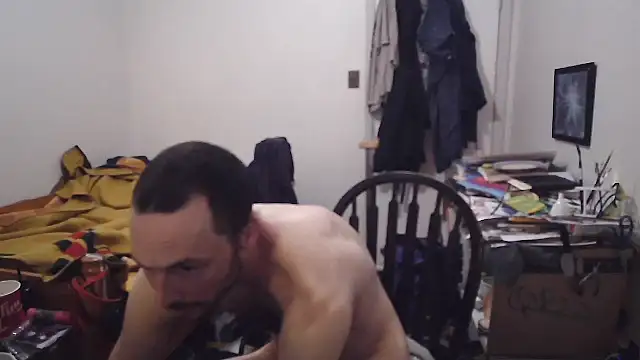 JohnnyMoves webcam