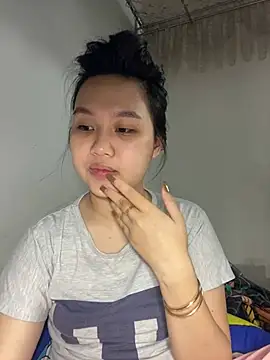 Almira6868 webcam