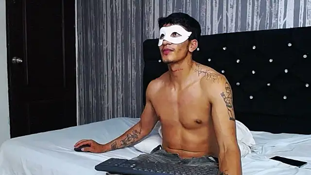 Zayn_Moretti webcam