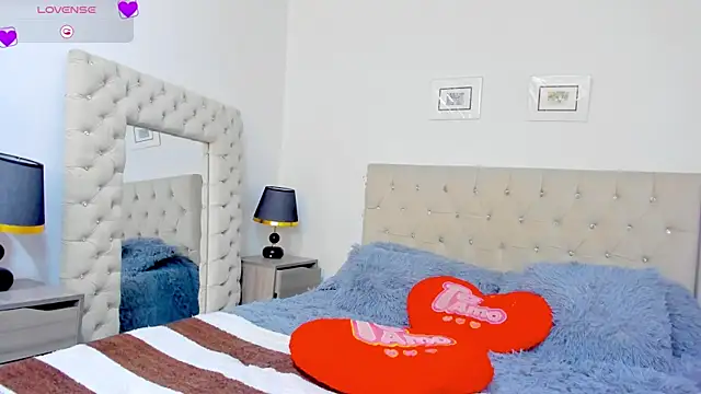 carlaperez_ webcam
