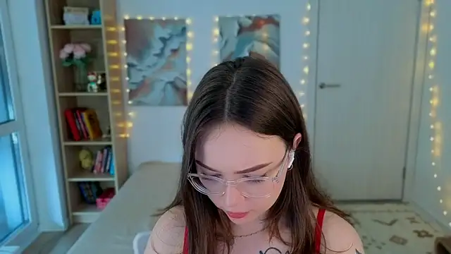 MilenaSaint webcam